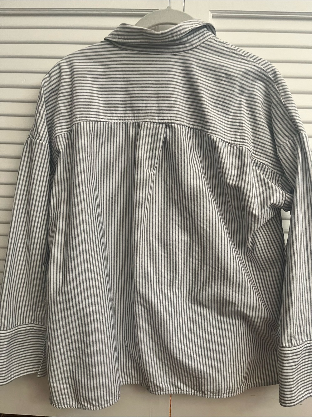 Everlane Boxy button down shirt - Picture 4 of 13